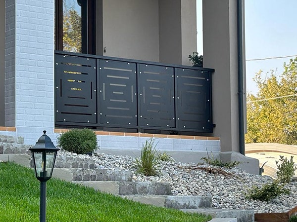 Cancelli-scale-e-soppalchi-su-misura