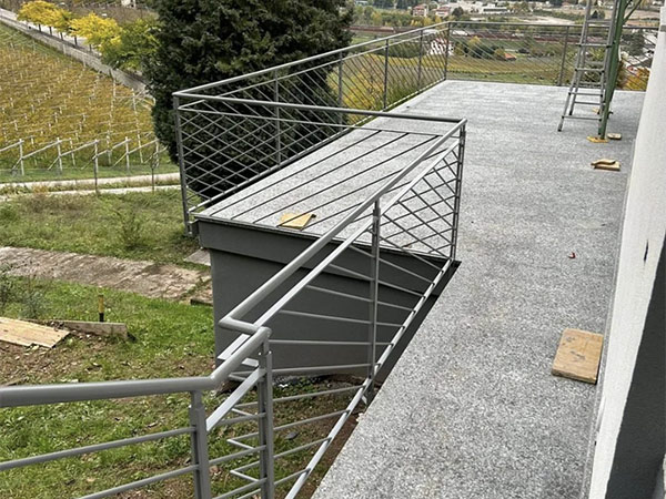 Opere-di-carpenteria-metallica-leggera-artigianali