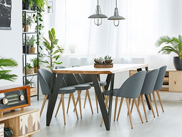 Tavoli-e-sedie-in-ferro-da-pranzo